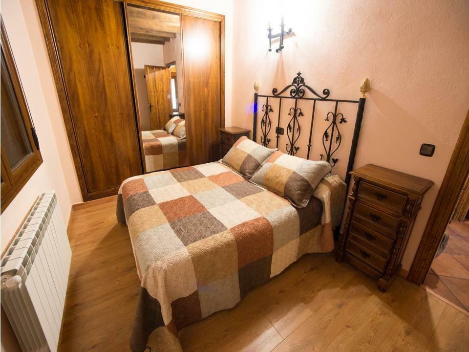 Casa Rural Apartamento Las Malpicas Наваконсехо Экстерьер фото